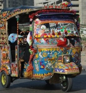 karachi rickshaw